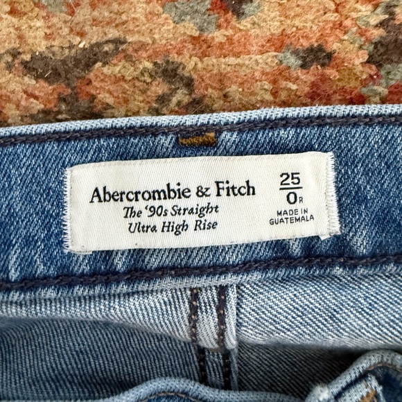 Abercrombie 90s Ultra High Rise Straight Jeans Criss Cross Button - Picture 7 of 7